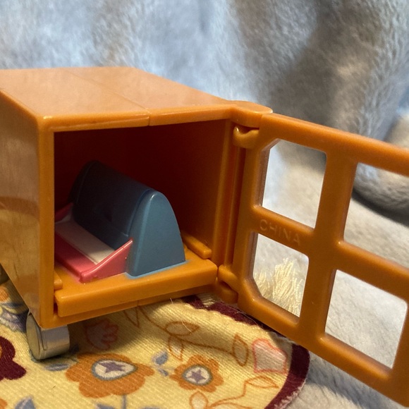 Vintage Loving Family Study - Picture 3 of 12